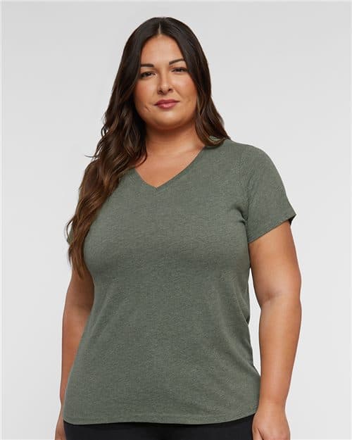 LAT Women's Curvy Collection Fine Jersey V-Neck Tee