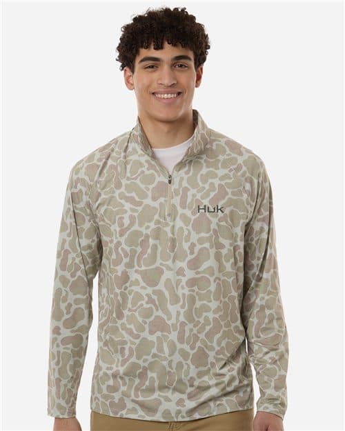HUK Men's Airweight KC Printed Quarter-Zip Pullover