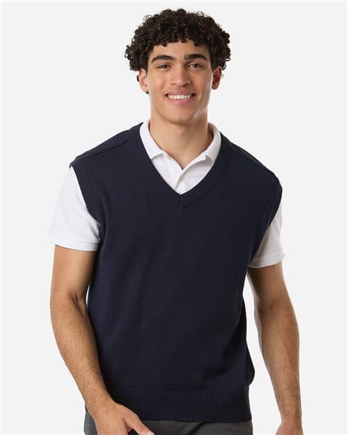 Devon & Jones Men's New Classics V-Neck Sweater Vest