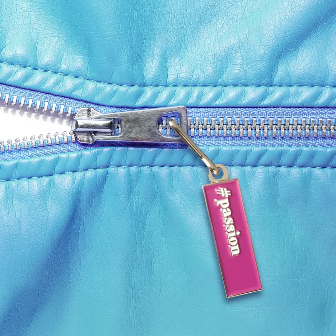 1" Diestruck Zipper Pull