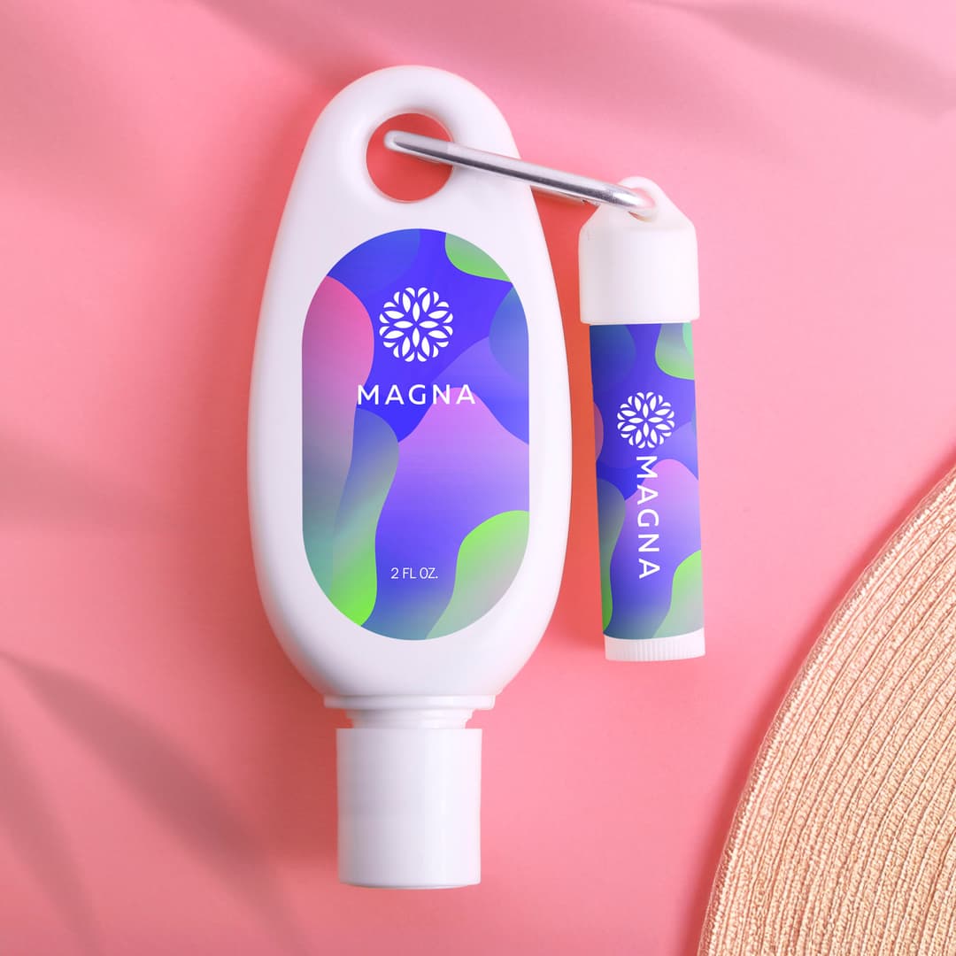 Sunscreen & Lip Moisturizer With SPF15 Carabiner Kit